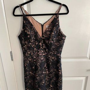 Dress the Population Aurora Lace Dress Size Medium